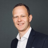 Rafael Rosengarten headshot